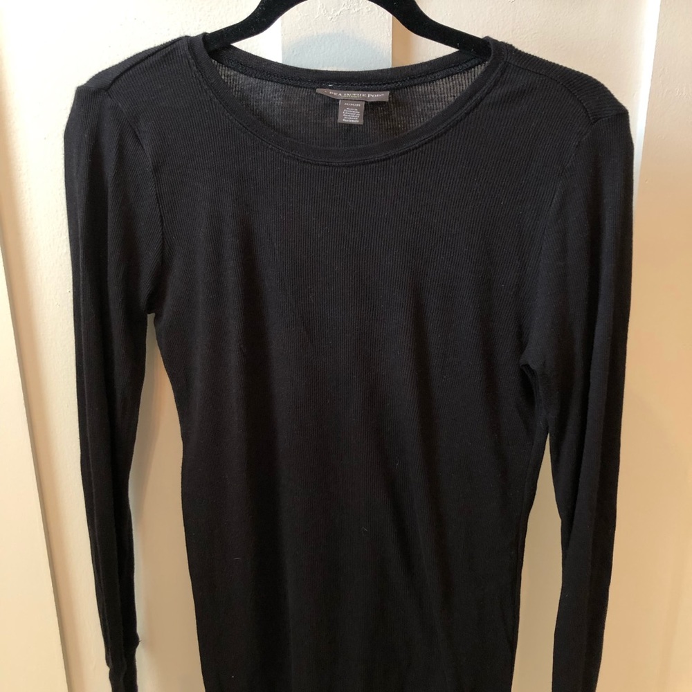 Black ribbed long sleeve maternity shirt